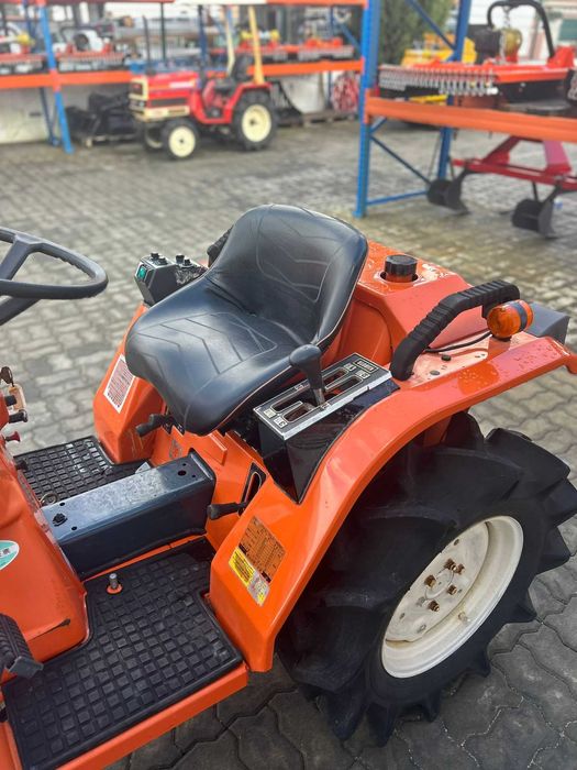 Kubota Bulltra B1-14