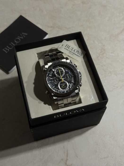 Bulova Precisionist Chronograph 96G175 męski – pudełko, idealny stan