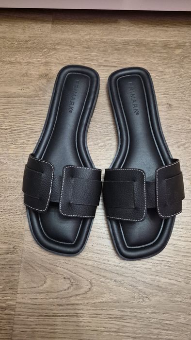 Nowe klapki czarne rozmiar 39 Primark