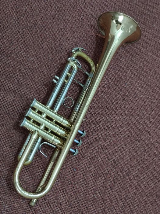 Trąbka B&S Challenger 3137 G z futerałem