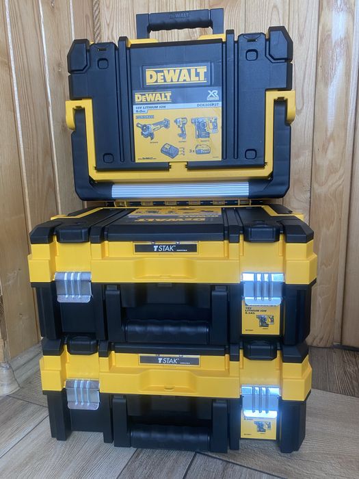 Ящик DeWalt TSTAK 2.0 з органайзером (DWST83344-1)