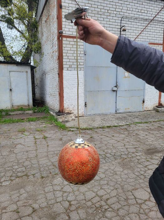 Продам люстру, бра