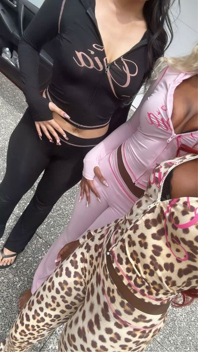 Жіночий костюм I.AM.GIA y2k