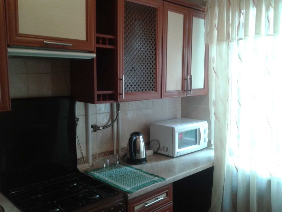 Гарненька квартирка Центр, стадіон Спартак. Подобово та Погодинно.