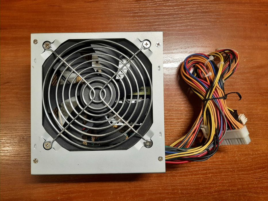 Блок питания Logic power Pentium P4 ATX-400W