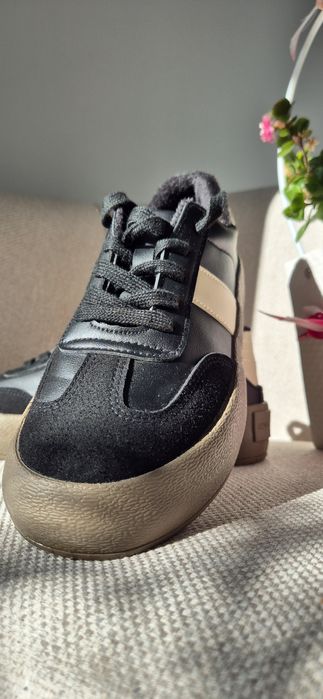 Buty sportowe ocieplane 37 rozmiar