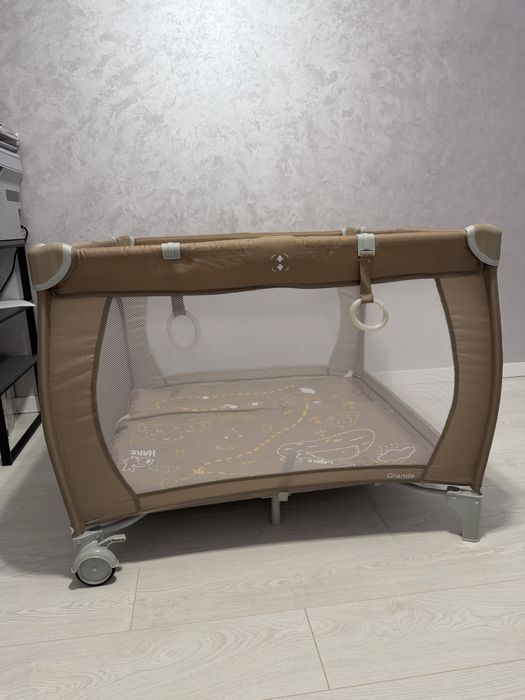 Дитячий манеж  Bambi