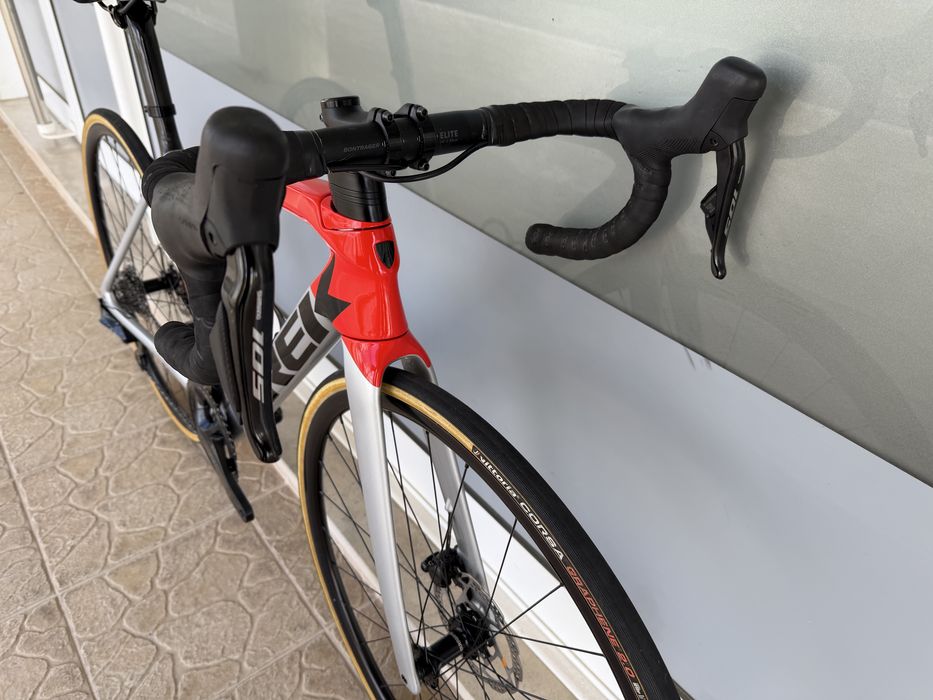 Bicicleta de estrada Trek - mudancas electricas