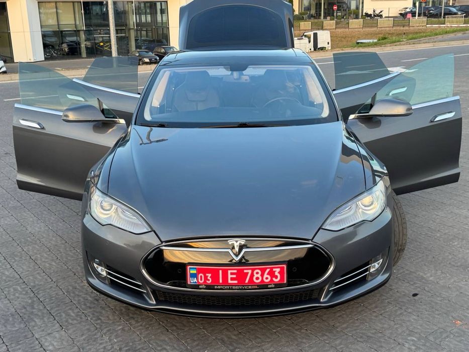 Tesla Model S 85 kWh