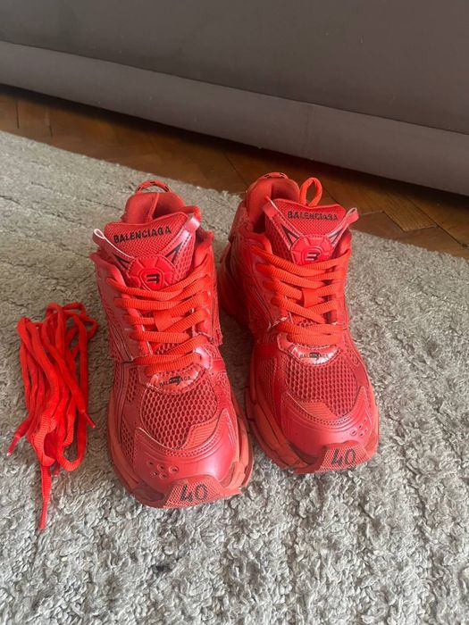 balenciaga runner czerwone