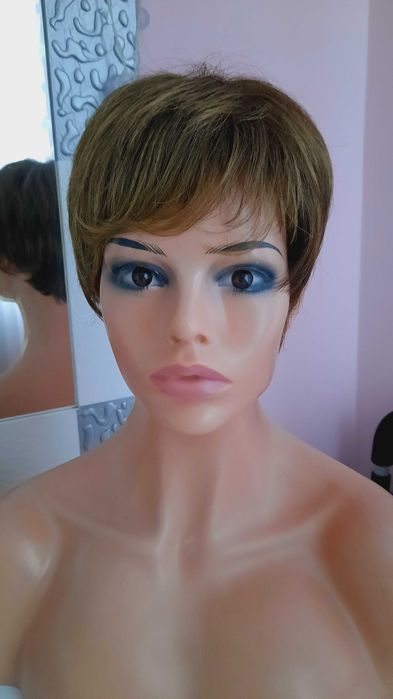 Peruki lekkie,damskie