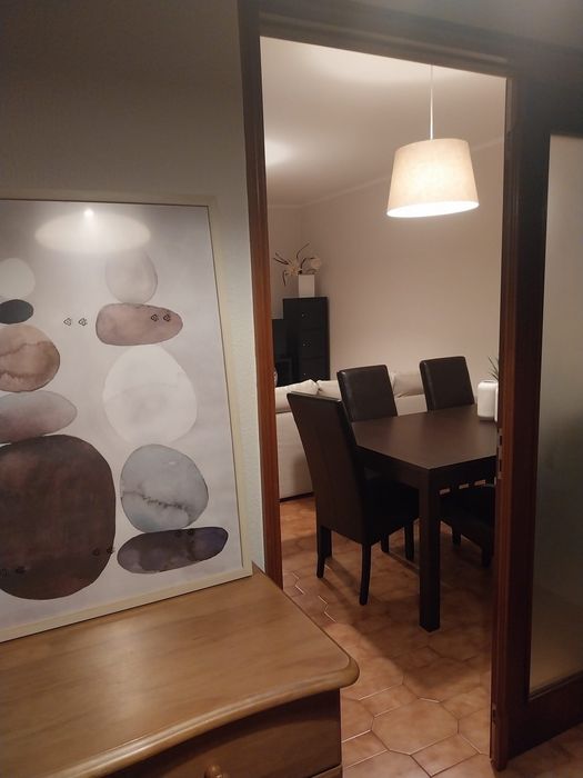 Mesa extensível, preto-castanho, 175x100cm e 6 cadeiras
