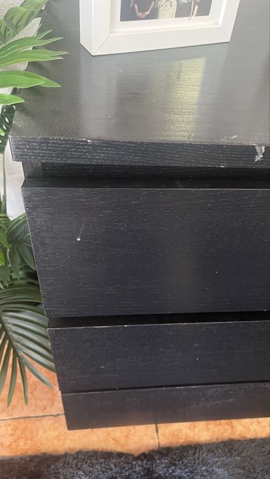 Comoda 3 gavetas- bom estado