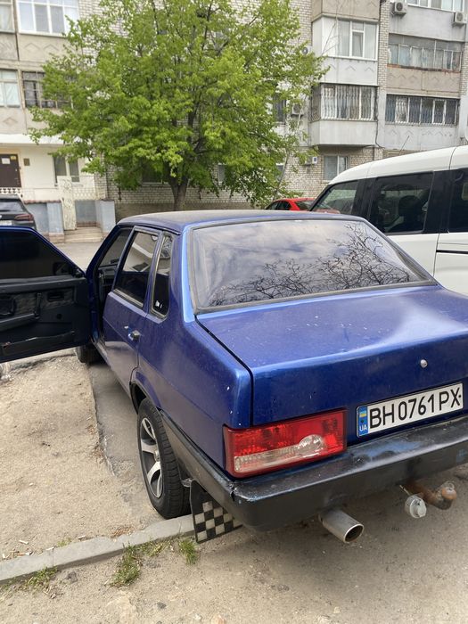 Продам ваз 21099