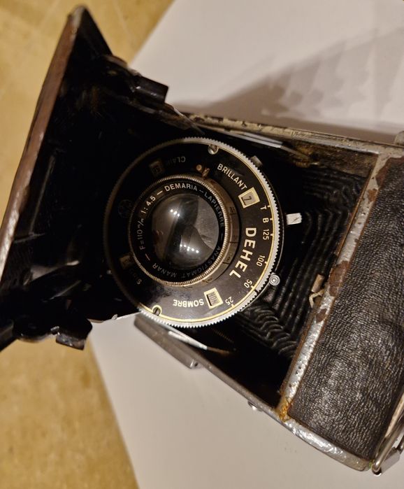 Máquina Fotográfica de Fole Dehel