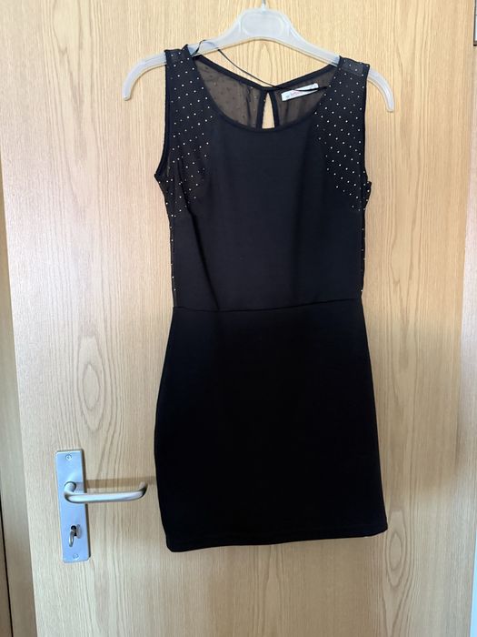 Vestido preto justo