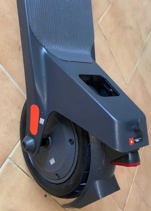 Trotinete Xiaomi scooter 4 lite