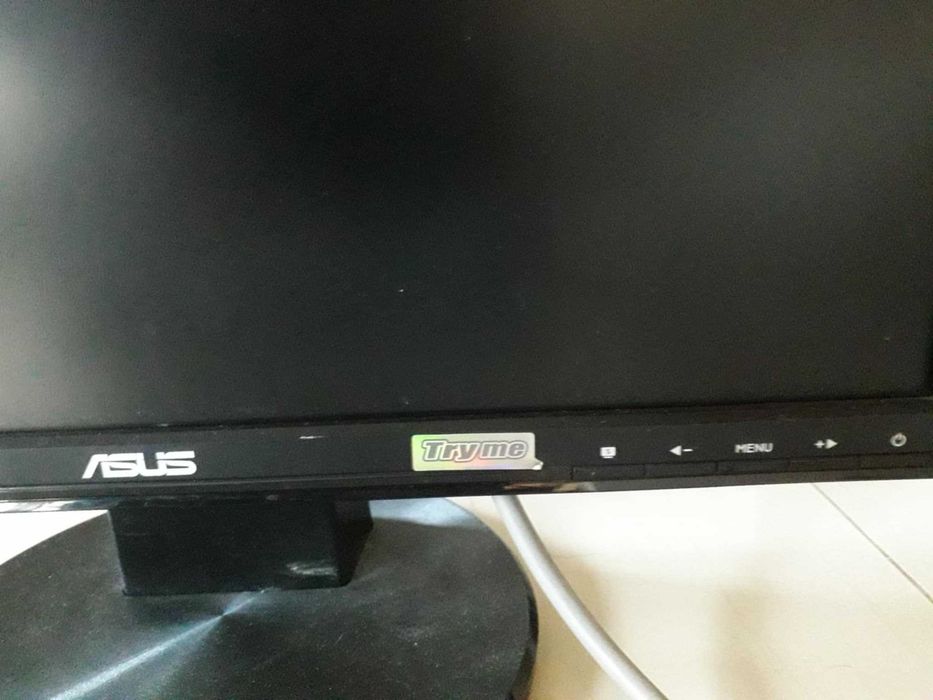 monitor Asus Tryme
