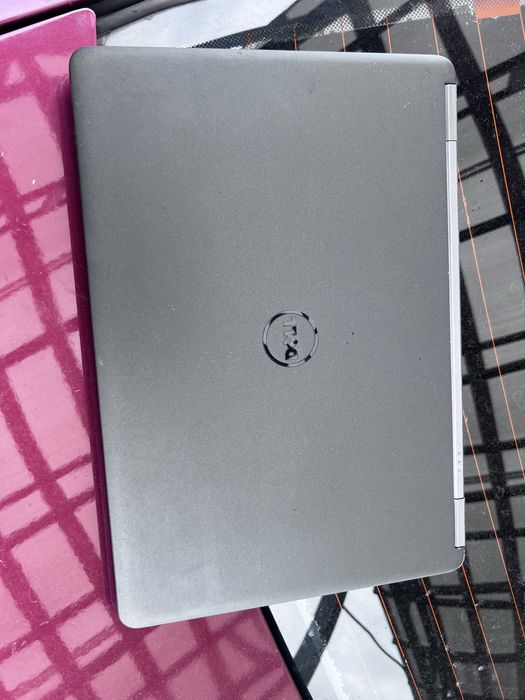 Ноутбук Dell Latitude E7450 14" Full HD IPS / i5 / 8GB / SSD 256GB / Батарея 76%