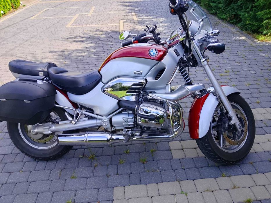 BMW R1200C Montauk Bond