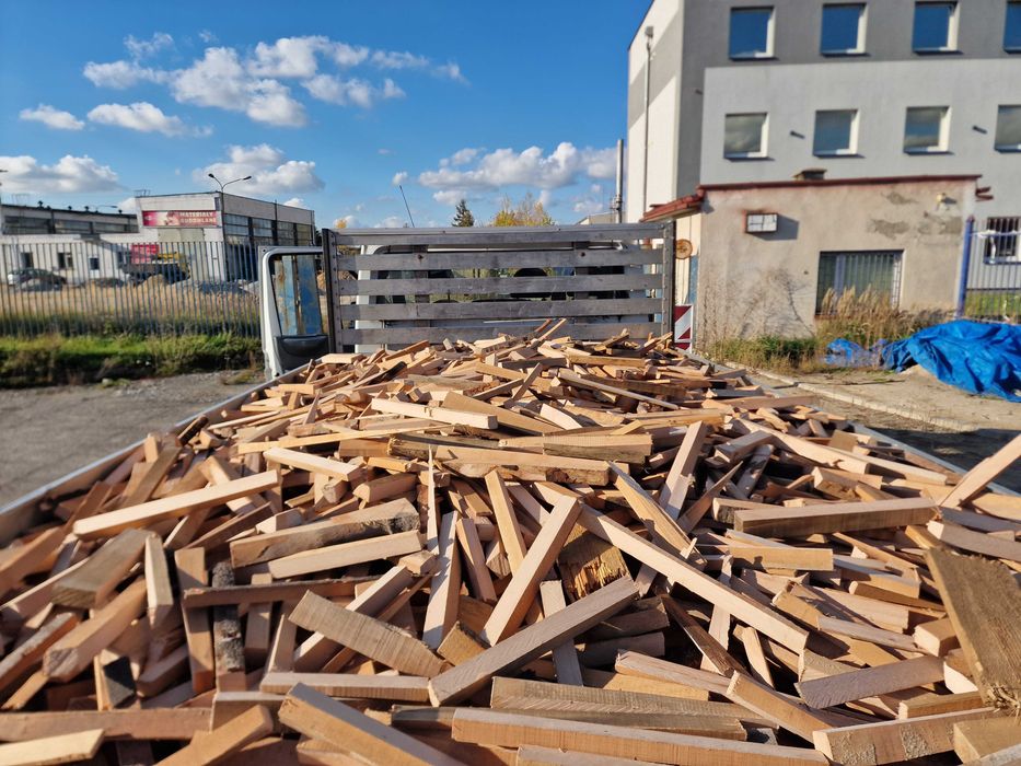 Buk suchy opalowe drewno