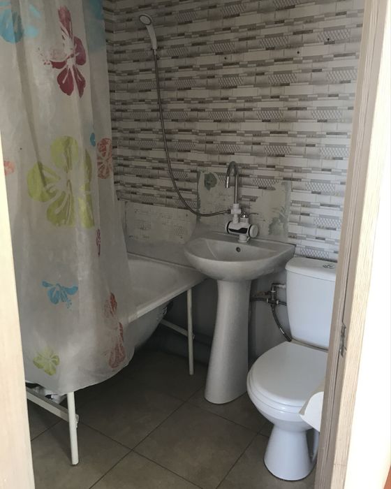 Продаж Двух Будинків на 8 сот 36 кв.м та 45 кв.м Генератор Центр міста