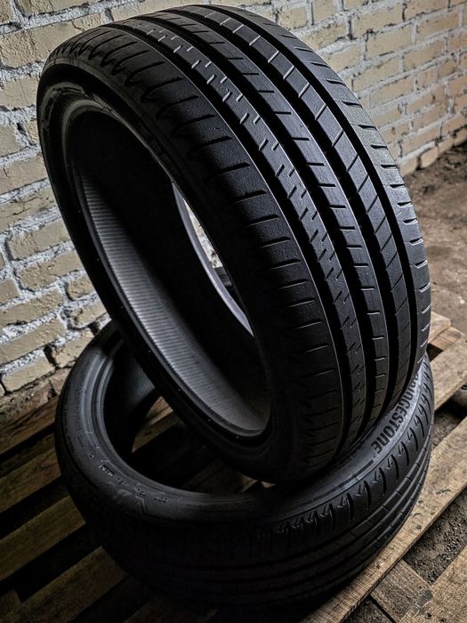 Пара 245/40r21 Bridgestone | 7mm | 2025 | Преміум літні шини | Ідеальний стан, без пошкоджень, без ремонтів, без дефектів | Тільки з Німеччини