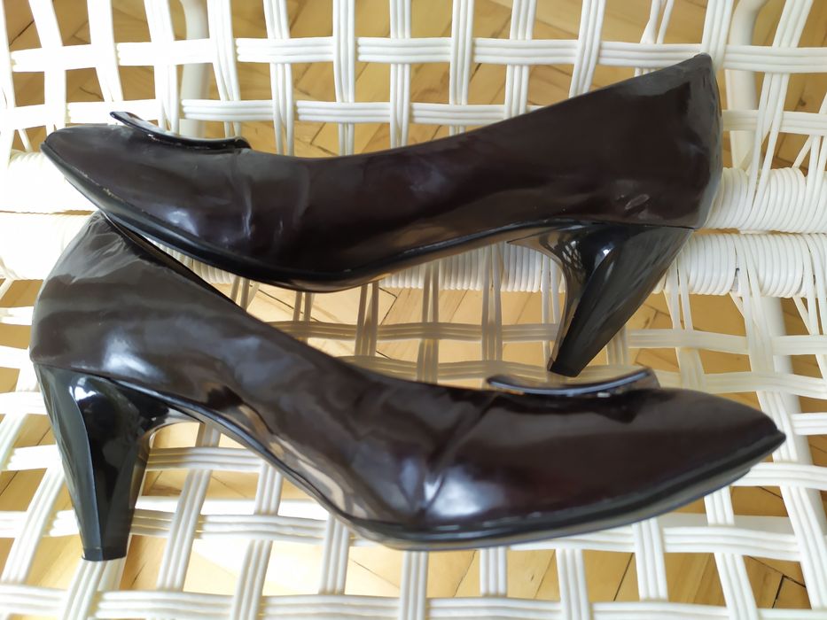 Buty skórzane włoskie lakierki damskie