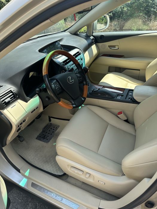 Продам Lexus RX 350