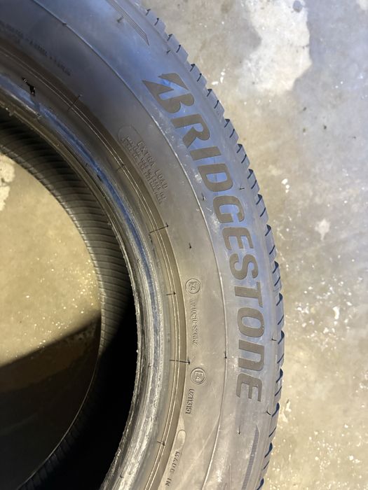 Opony zimowe Bridgestone 235/65/17