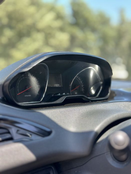 Peugeut 208 1.2 Gasolina