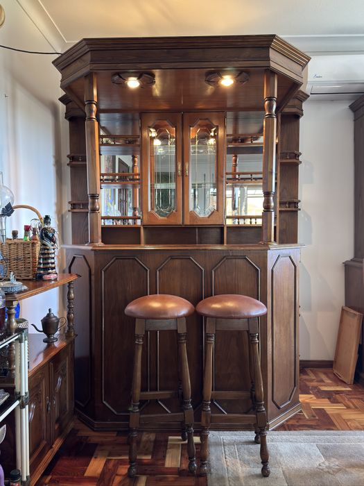 Móvel de bar vintage em madeira maciça, c cerca de 40/50 anos p/ venda