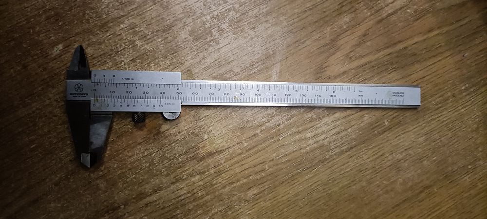 Продам штангенциркуль