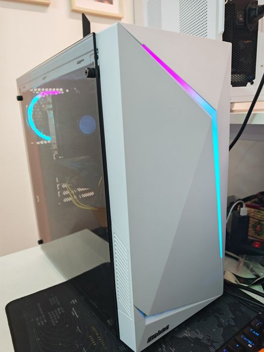 PC gaming i7 11700k + rtx 3060 12gb + 16gb ddr4 3600mhz
