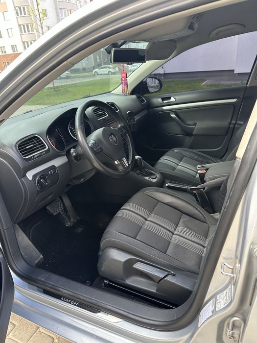 Volkswagen Golf  2013 рік   1.6 TDI Коробка Автомат. Обмін також цікавить.