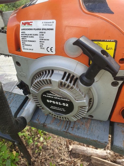 Polecam pilė spalinowu