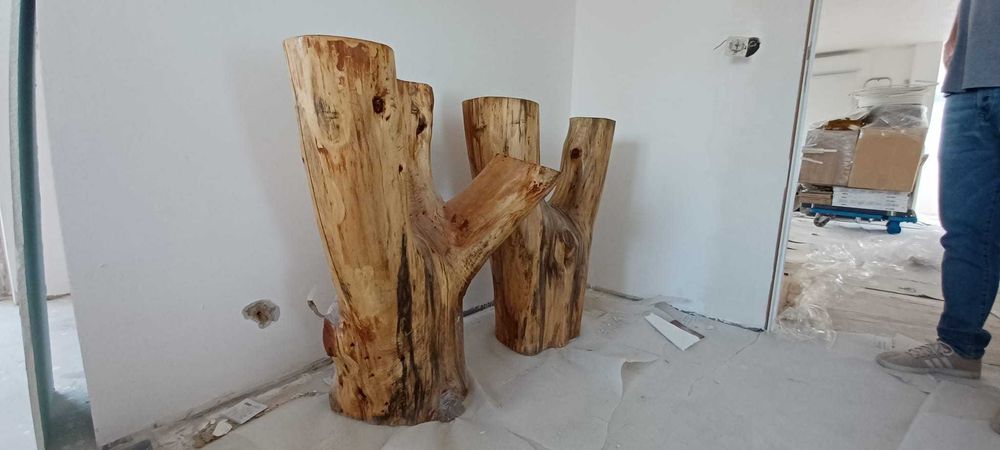 Mesa em tronco de árvore