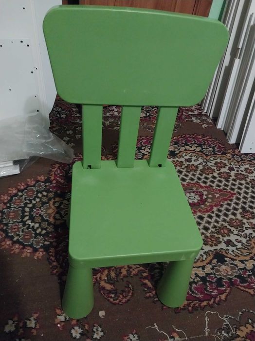 ІКЕА Дитячий стілець MAMMUT МАММУТ