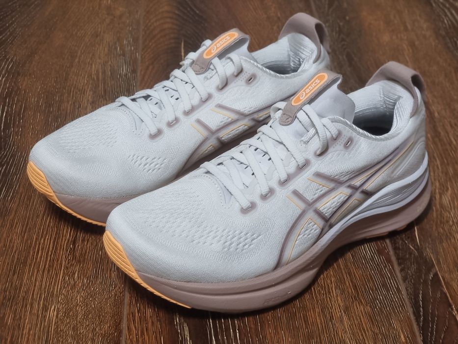 Оригінал 100% жіночі кросівки Asics Gel Kayano 31 - 32