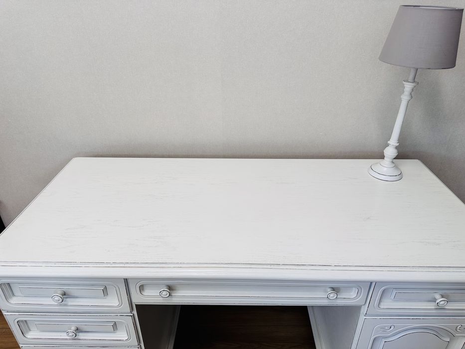 Odrestsurowane, białe biurko dębowe z biblioteczką :)