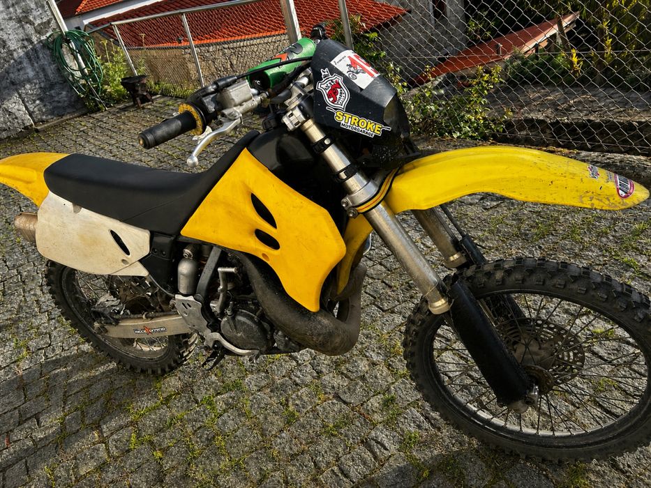 Suzuki RM 250 2T