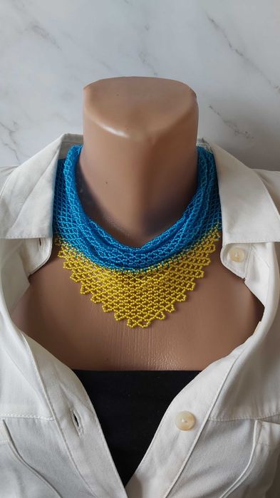 Косынка-колье из бисера ручной работы под заказ