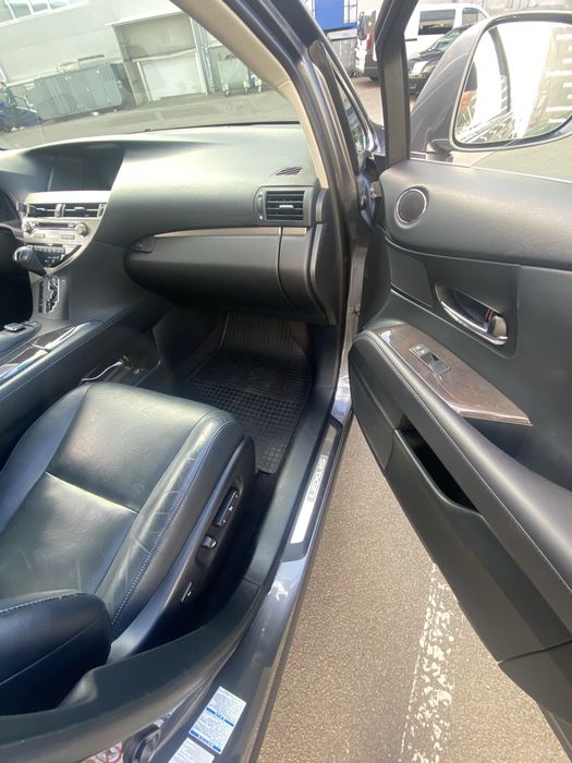 Лексус RX 350 автомобіль