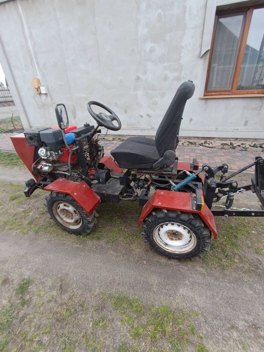 Продам тракторця.