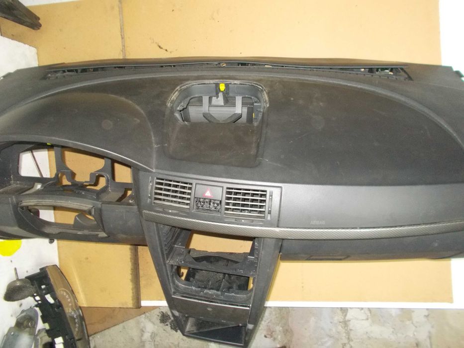 Kokpit Opel Meriva EU