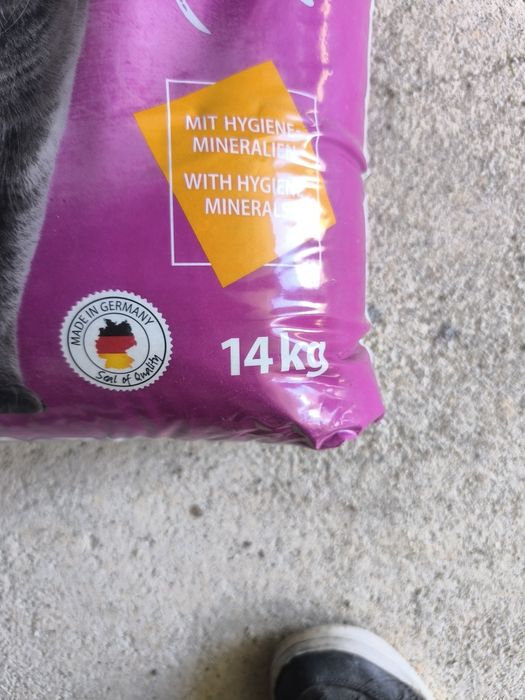 Areia para gato saco novo