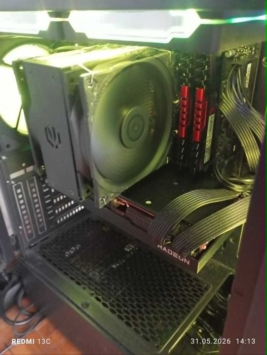 Sprzedam komputer i7-14700f 32GB ram RX 7800xt 1TB dysk