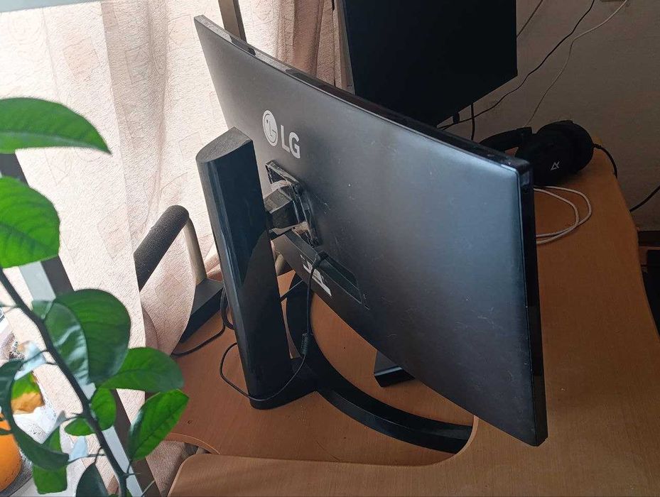 Монітор LG 29" LG 29UC88-B, 2560x1080