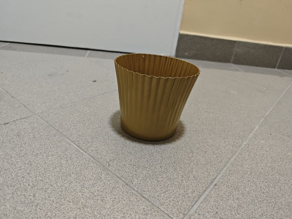 Doniczki plastikowe tanio