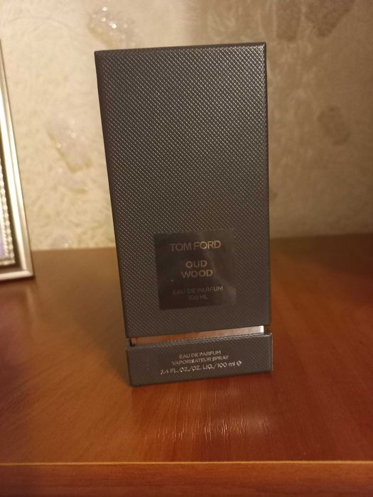 Парфюмерия tom ford oud wood edp
